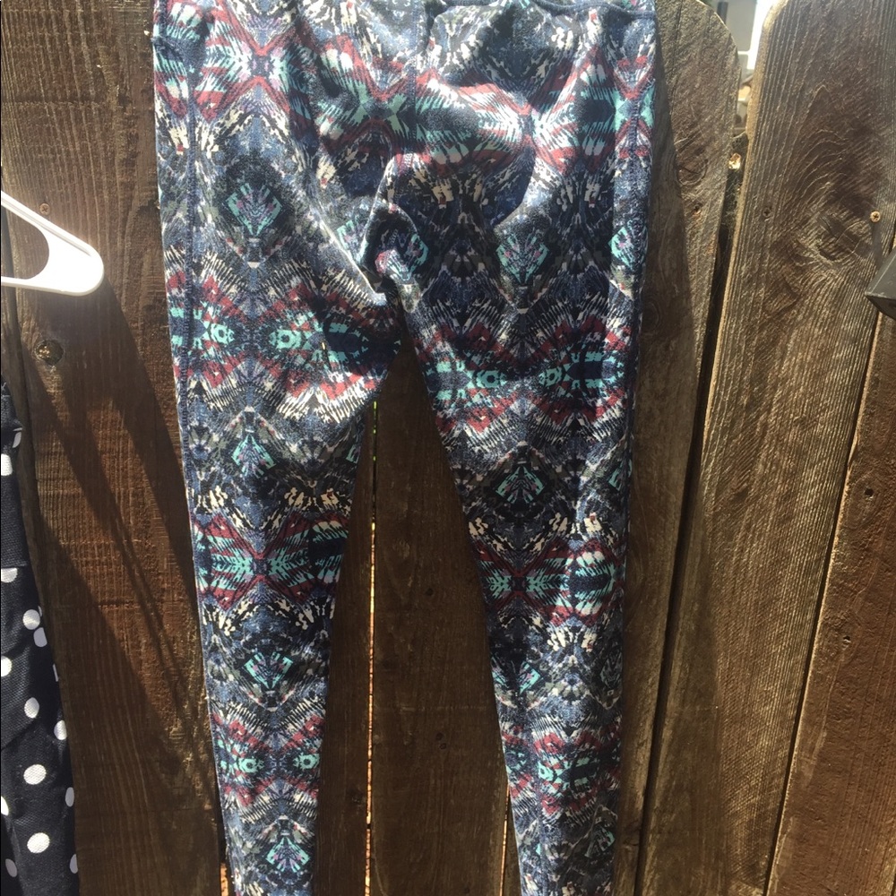 Crazy patterned leggings - super comfy